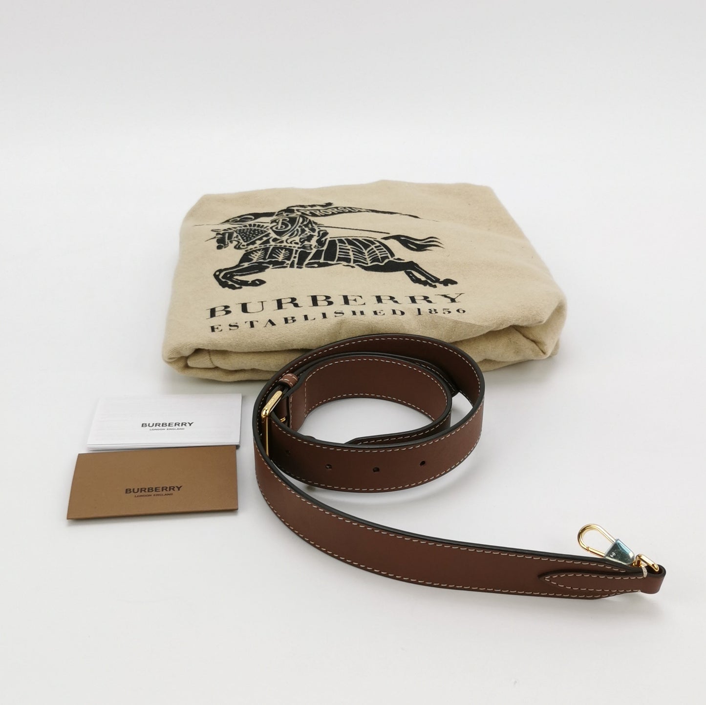 Burberry - Medium Pocket Bag - Grained leather - Brown - (Medium)
