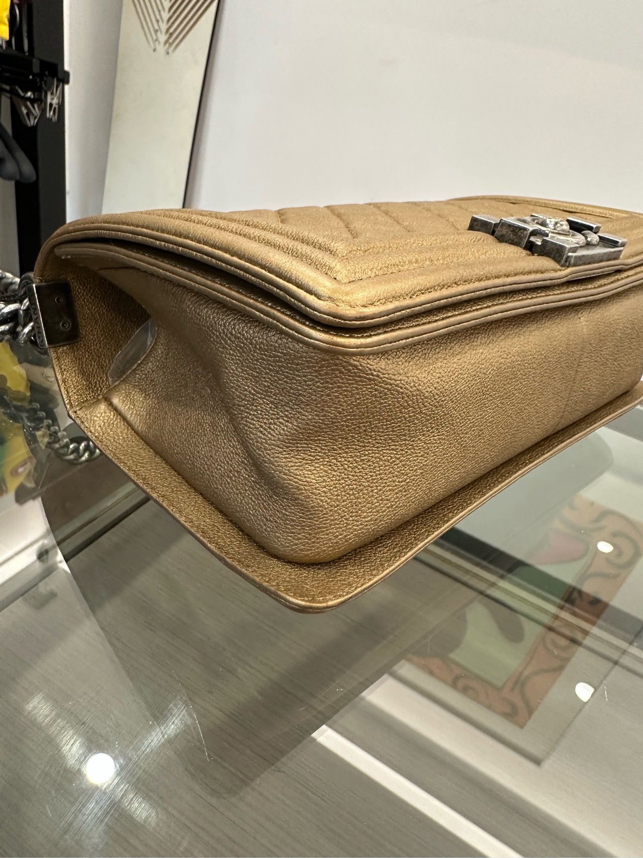 Chanel - Boy Chanel Medium Flap Bag - Grained leather - Gold - (Medium)
