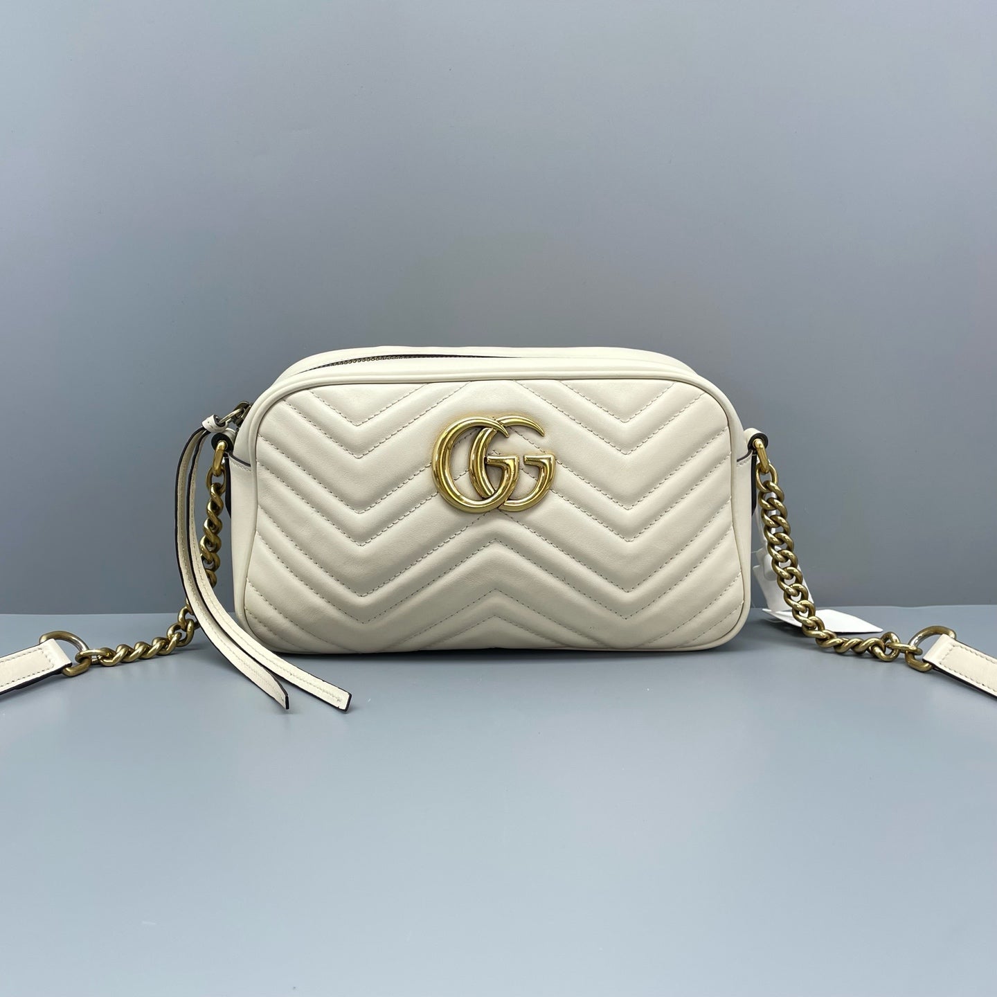 Gucci - GG Marmont Camera Bag - Matelassé leather - White - (Small)
