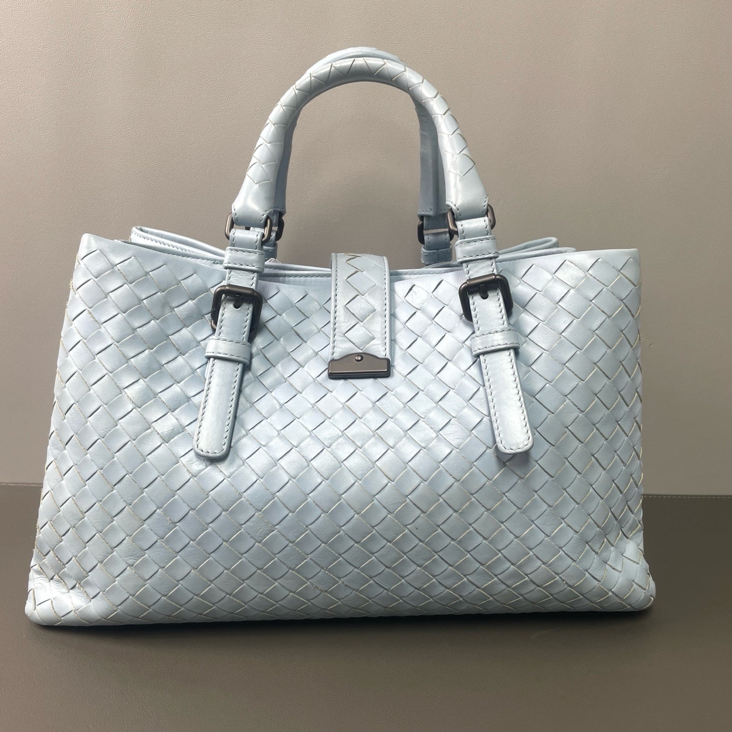 Bottega Veneta - Roman Woven Handbag - Leather - Light Blue - (medium)