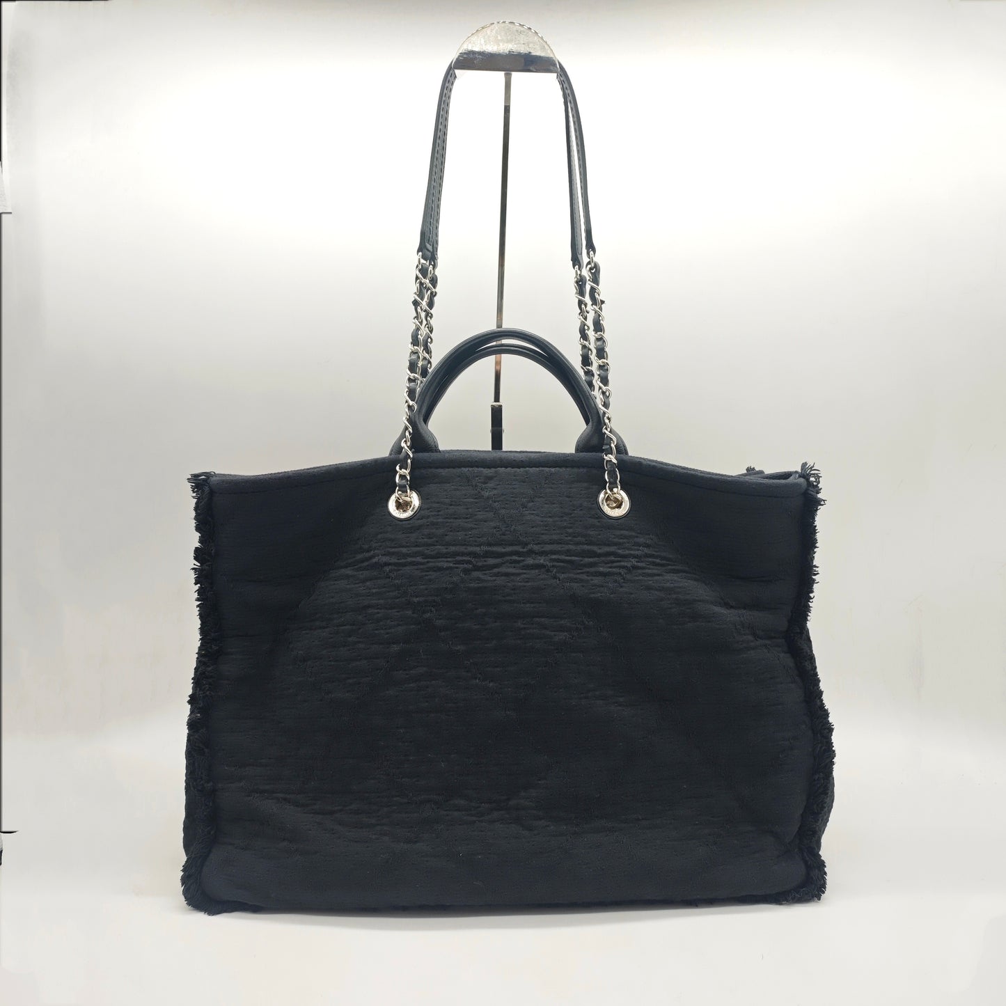 Chanel - Tweed Beach Tote - Tweed fabric with leather handles - Black - (large)