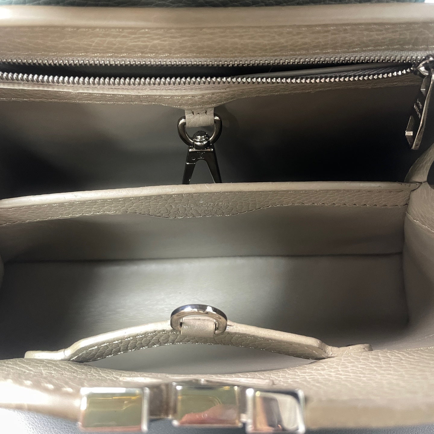 Louis Vuitton - Capucines - Grained leather - Blue - (small)