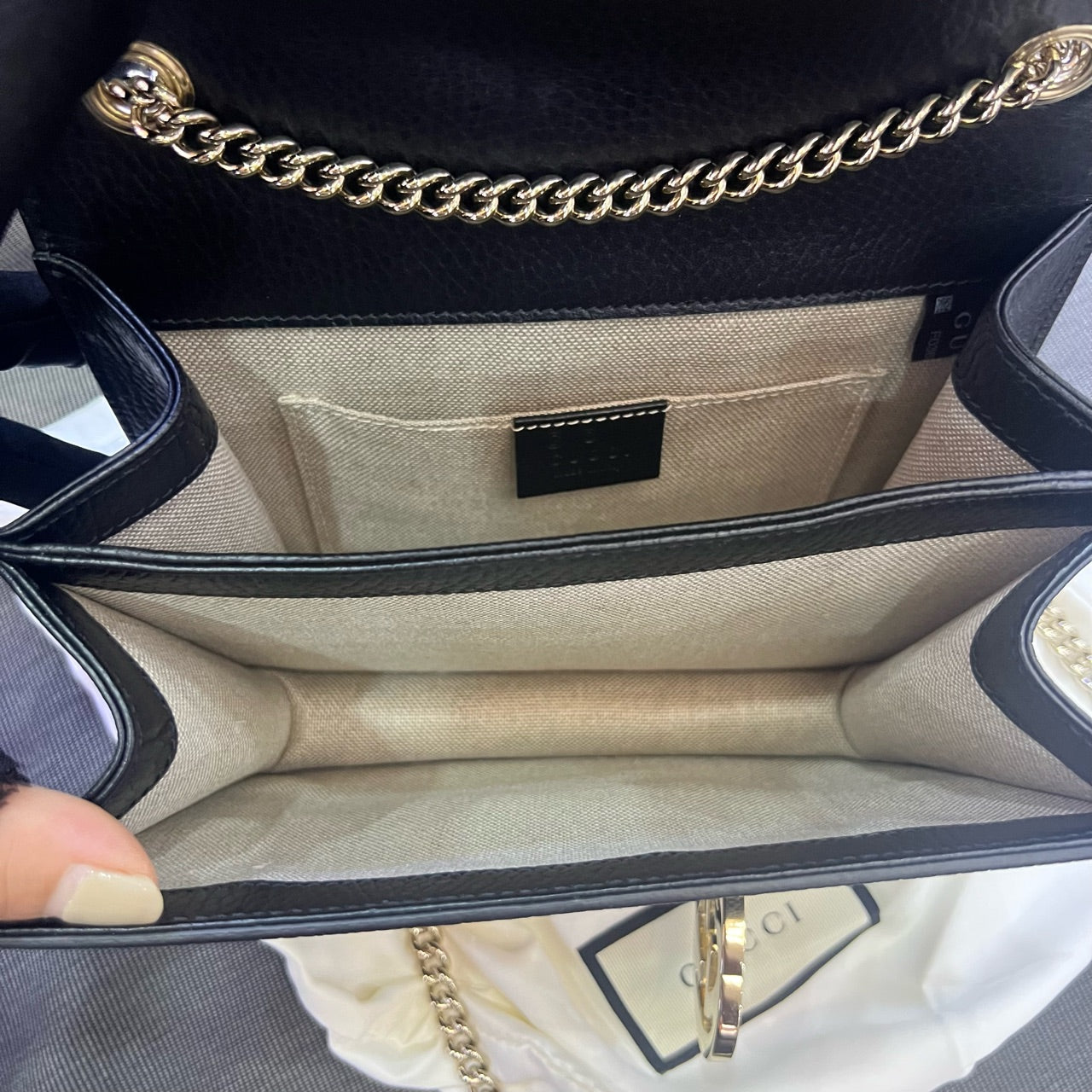 Gucci - Interlocking G Shoulder Bag - Leather - Black - (small)