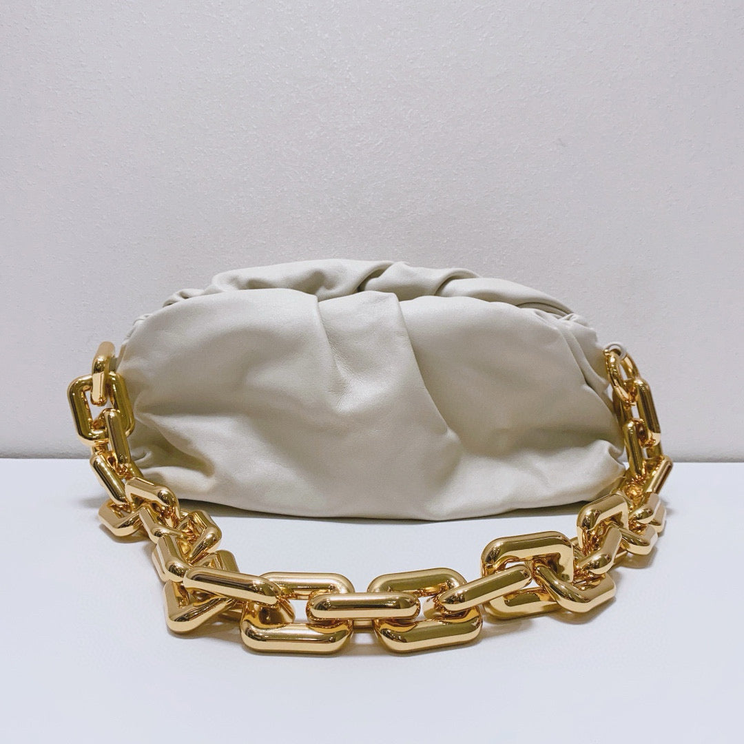 Bottega Veneta - The Chain Pouch - Calfskin leather - White - (small)