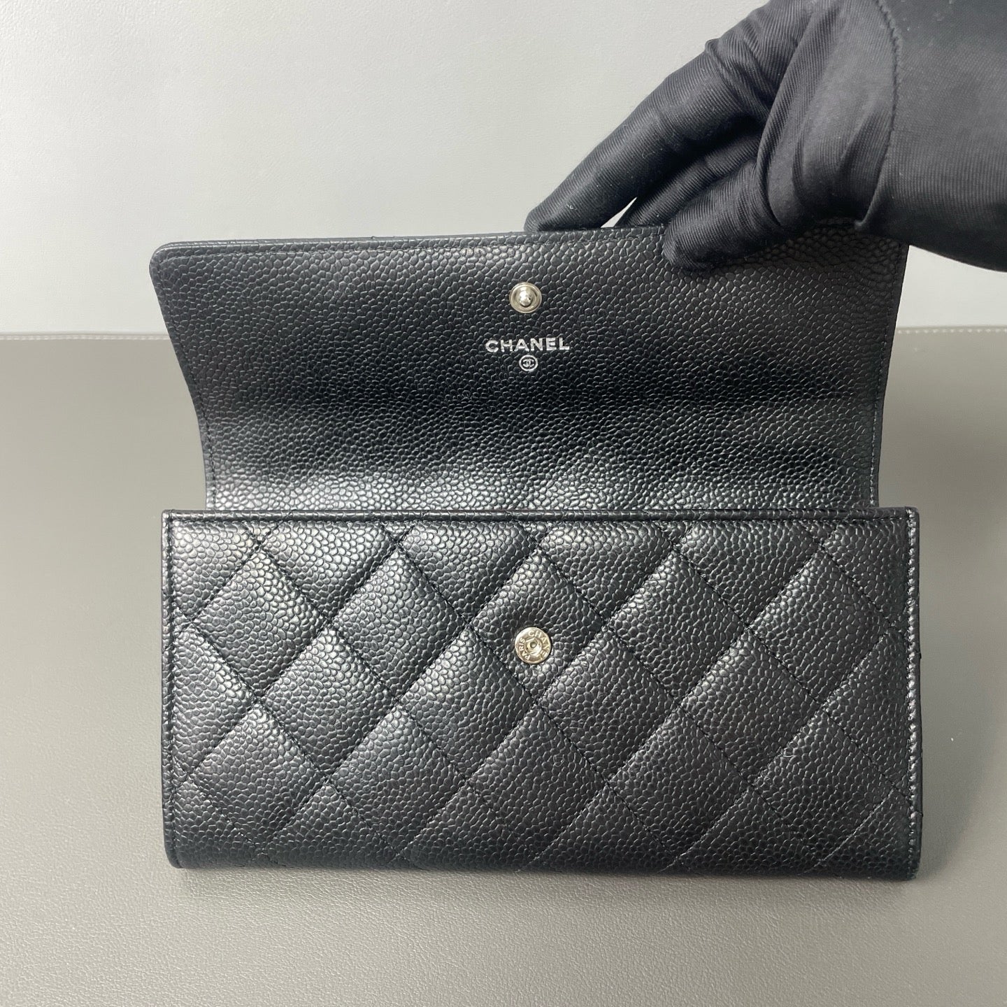 Chanel - Classic Flap Wallet - Grained calfskin leather - Black - (medium)