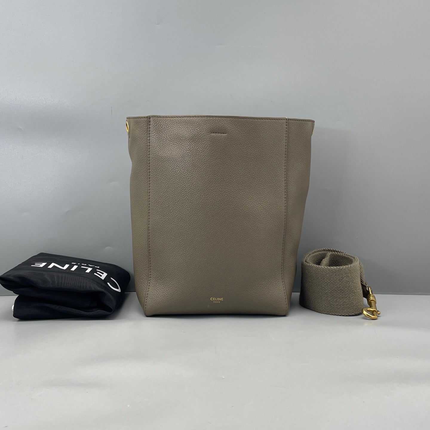 Celine - Small Bucket Bag - Grained leather - Grey - (small)
