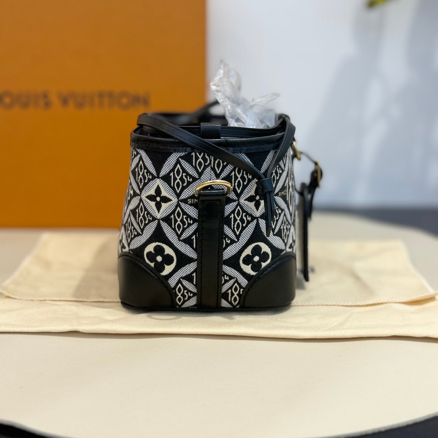 Louis Vuitton - Since 1854 Mini Bucket Bag - Jacquard canvas with leather trim - Black - (mini)