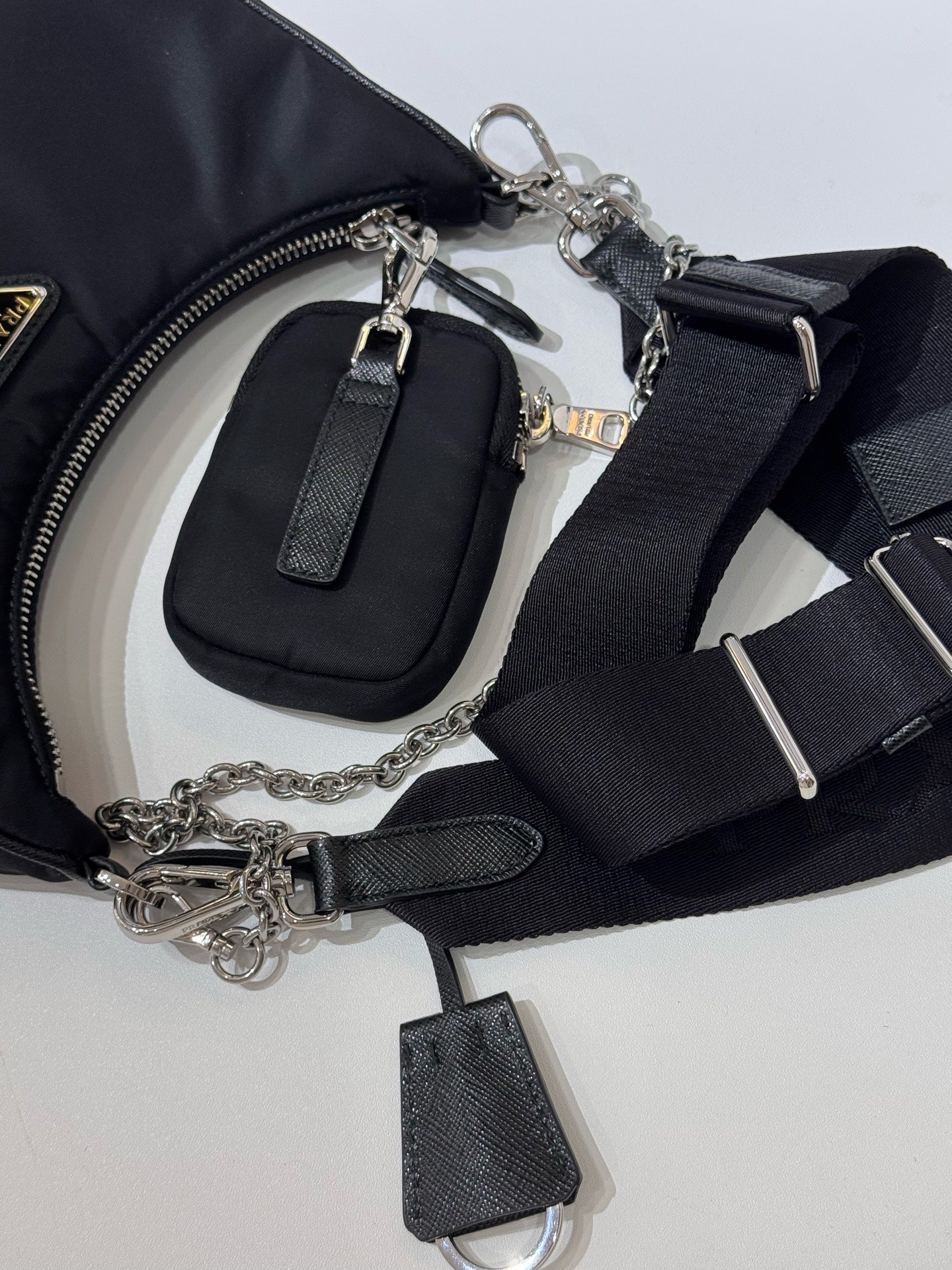 Prada - Re-Edition 2005 Shoulder Bag - Nylon - Black - (mini)