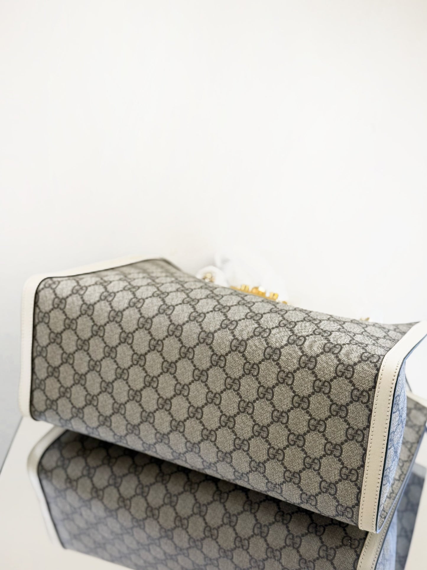 Gucci - Padlock - GG Supreme coated canvas with leather trim - Beige, Brown and White - (medium)