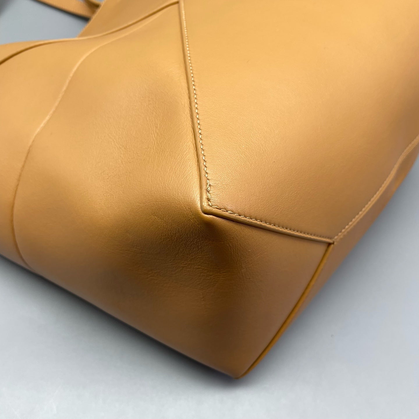 LOEWE - Geometric Tote Bag - Leather - Beige - (Medium)