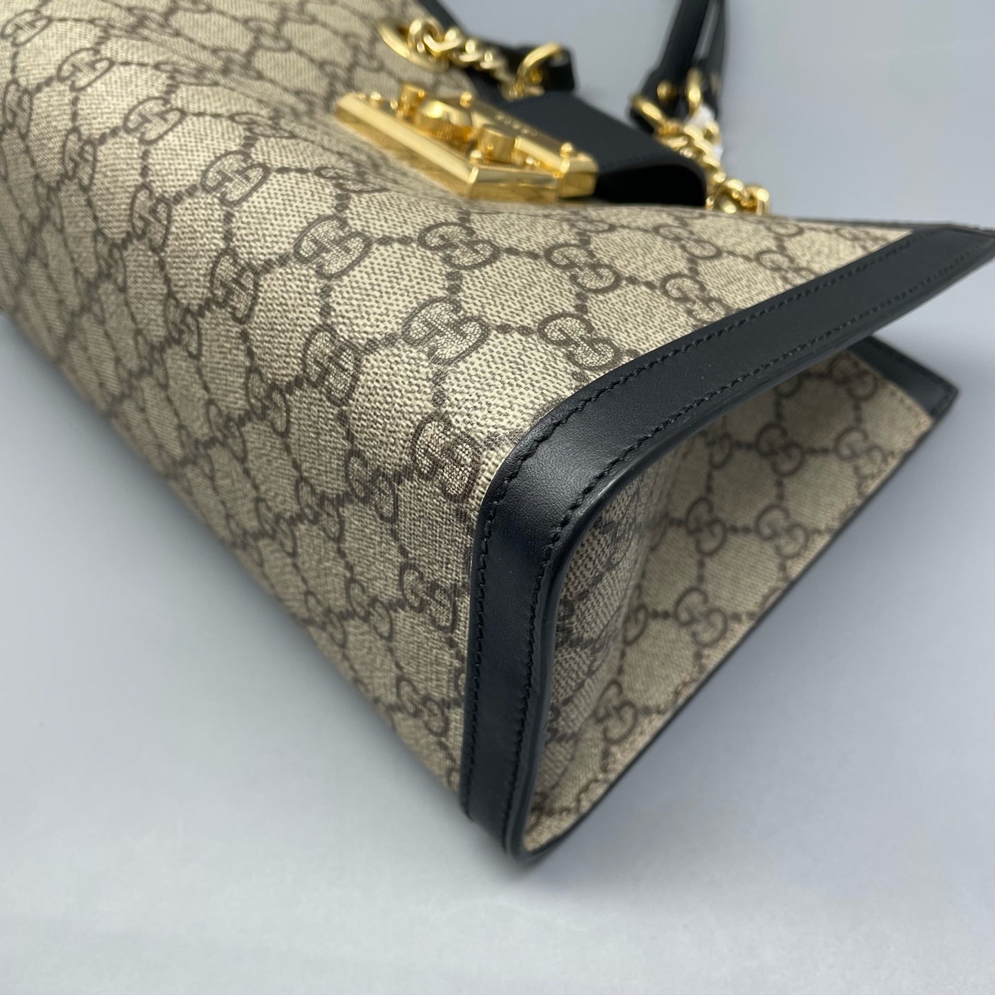Gucci - GG Supreme Padlock Tote - GG Supreme canvas with leather trim - Beige - (small)