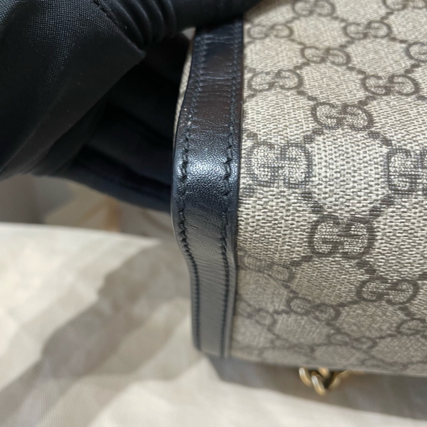 Gucci - Padlock GG Supreme Mini Top Handle Bag - GG Supreme canvas with black leather trim - Beige and Black - (mini)