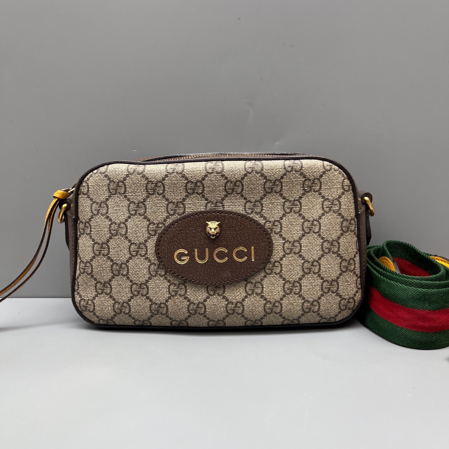 Gucci - Tiger Head Camera Bag - GG Supreme canvas with leather trim - Beige and Brown with Multicolour strap - (small)