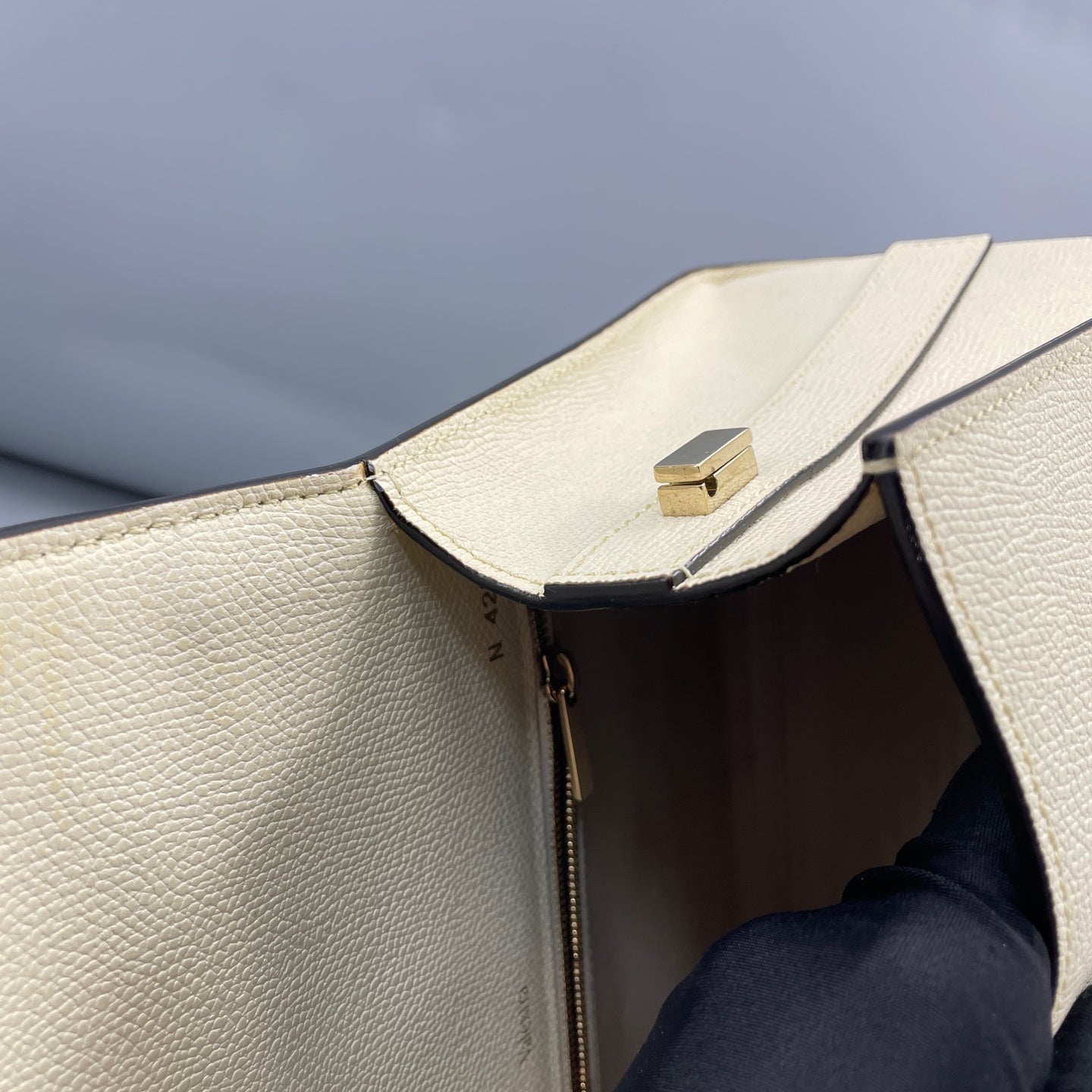 Valextra - Iside - Grained calfskin leather - White - (medium)
