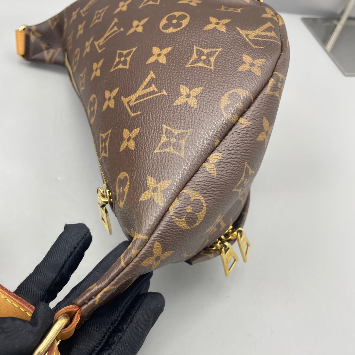 Louis Vuitton - Bumbag - Synthetic - Brown - (medium)