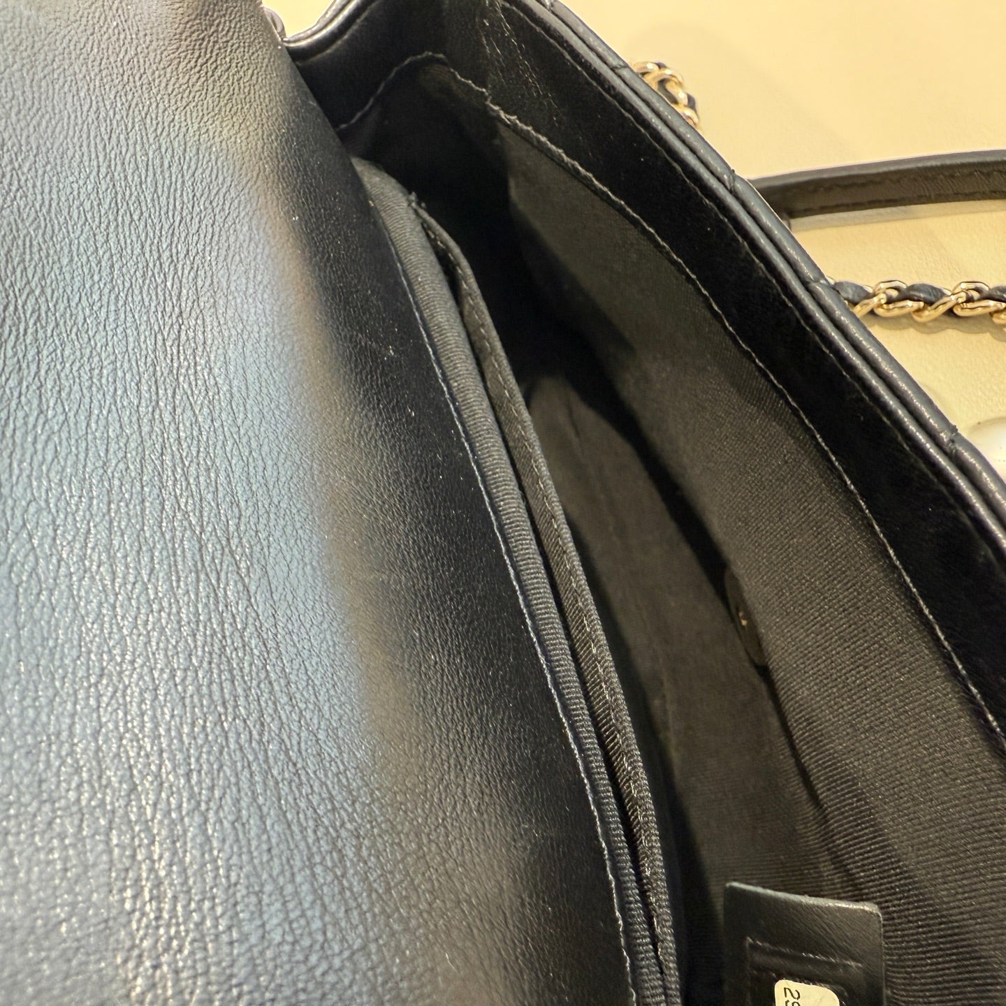 Chanel - Mini Flap Bag with Pearl Chain - Lambskin leather - Black - (mini)