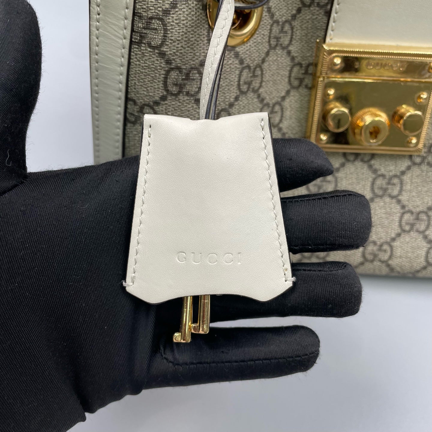 Gucci - Padlock Small Tote Bag - GG Supreme canvas with leather trim - Beige and Cream with Gold-Tone Hardware - (Small)