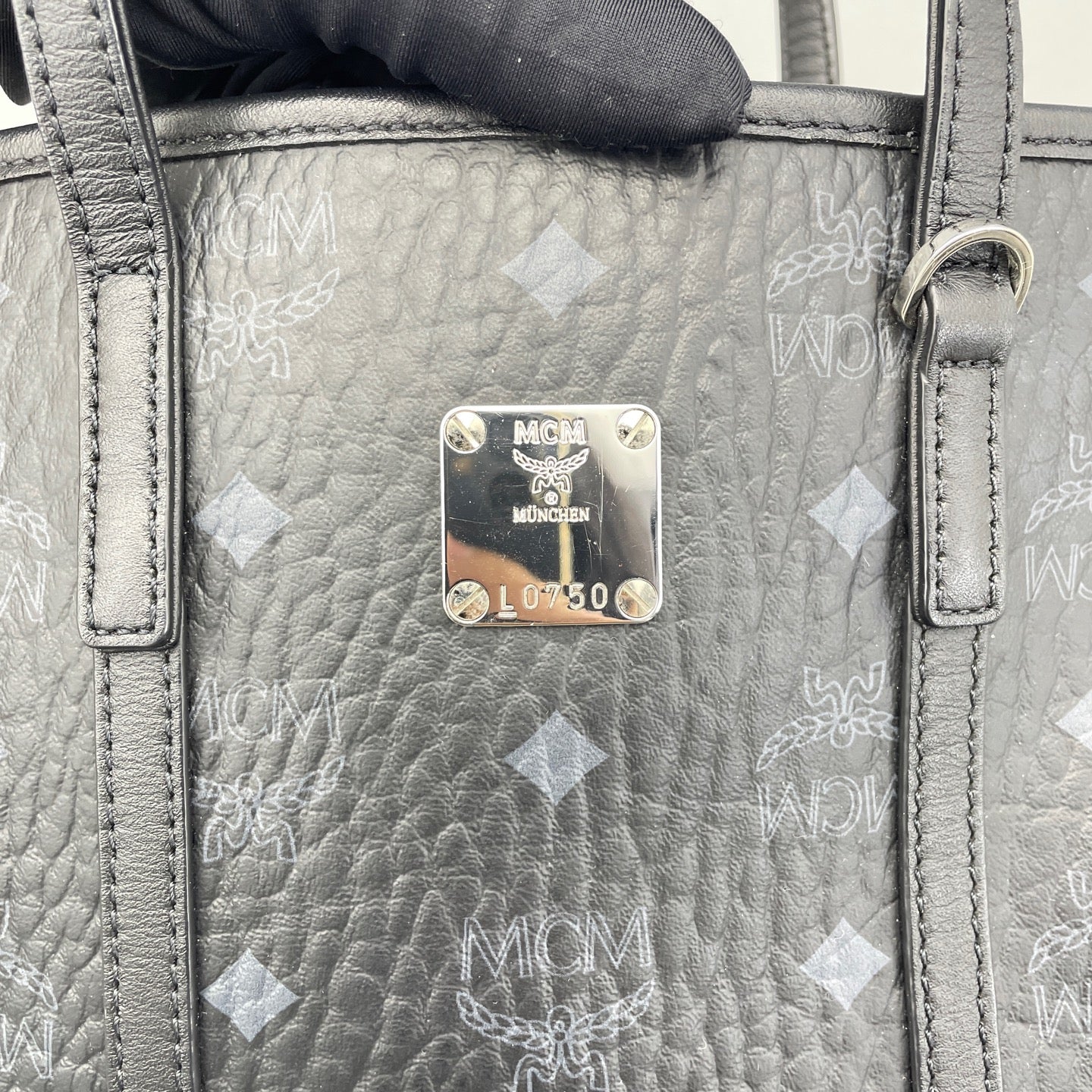 MCM - Visetos Mini Tote Bag - Visetos coated canvas with leather trim - Black - (mini)