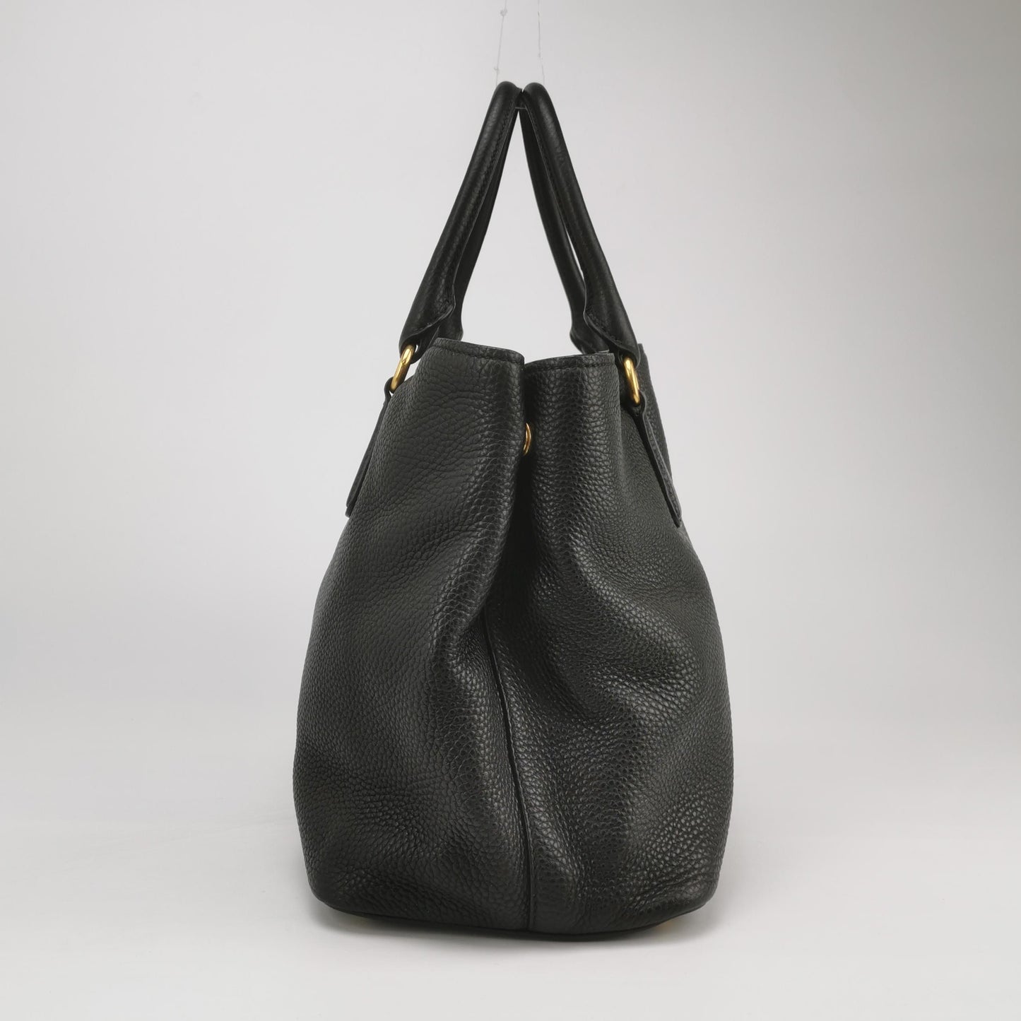Prada - Double Handle Tote - Pebbled leather - Black - (medium)