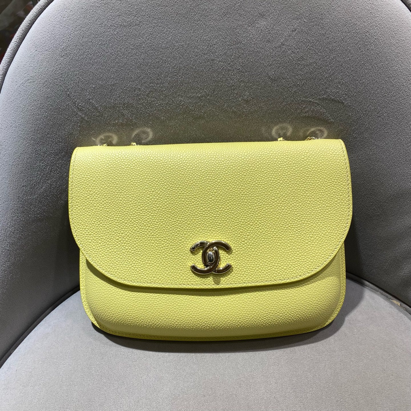 Chanel - Mini Chain Flap Bag - Grained calfskin leather - Yellow with Gold-Tone Hardware - (mini)