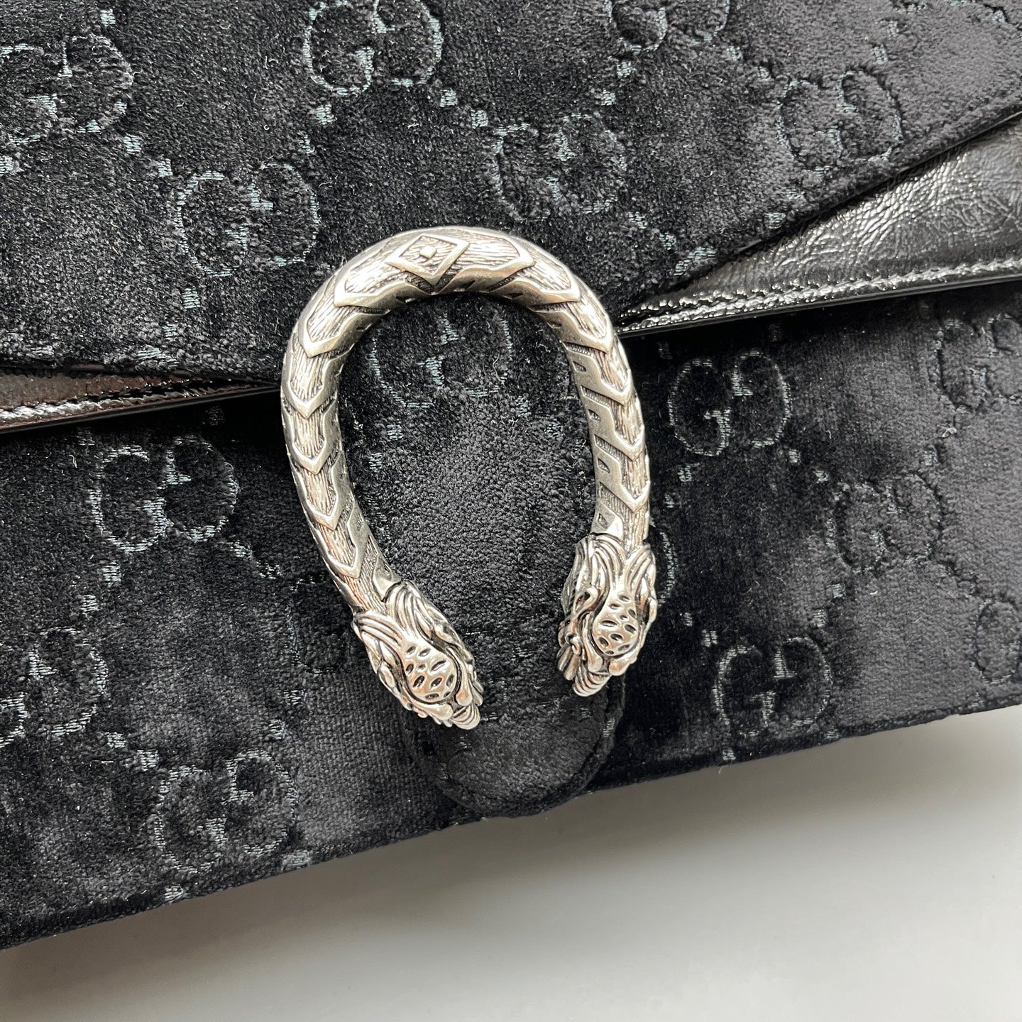 Gucci - Dionysus Chain Bag - Velvet - Black - (Medium)