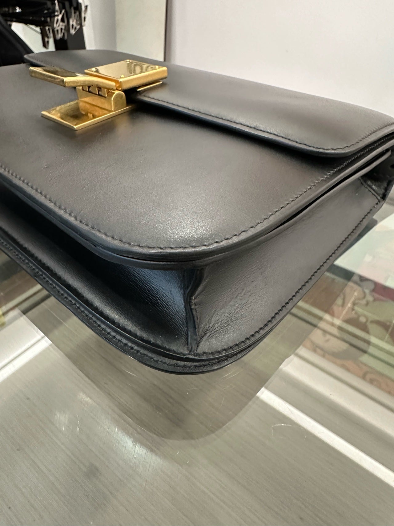 Celine - Classic Box Bag - Leather - Black - (medium)