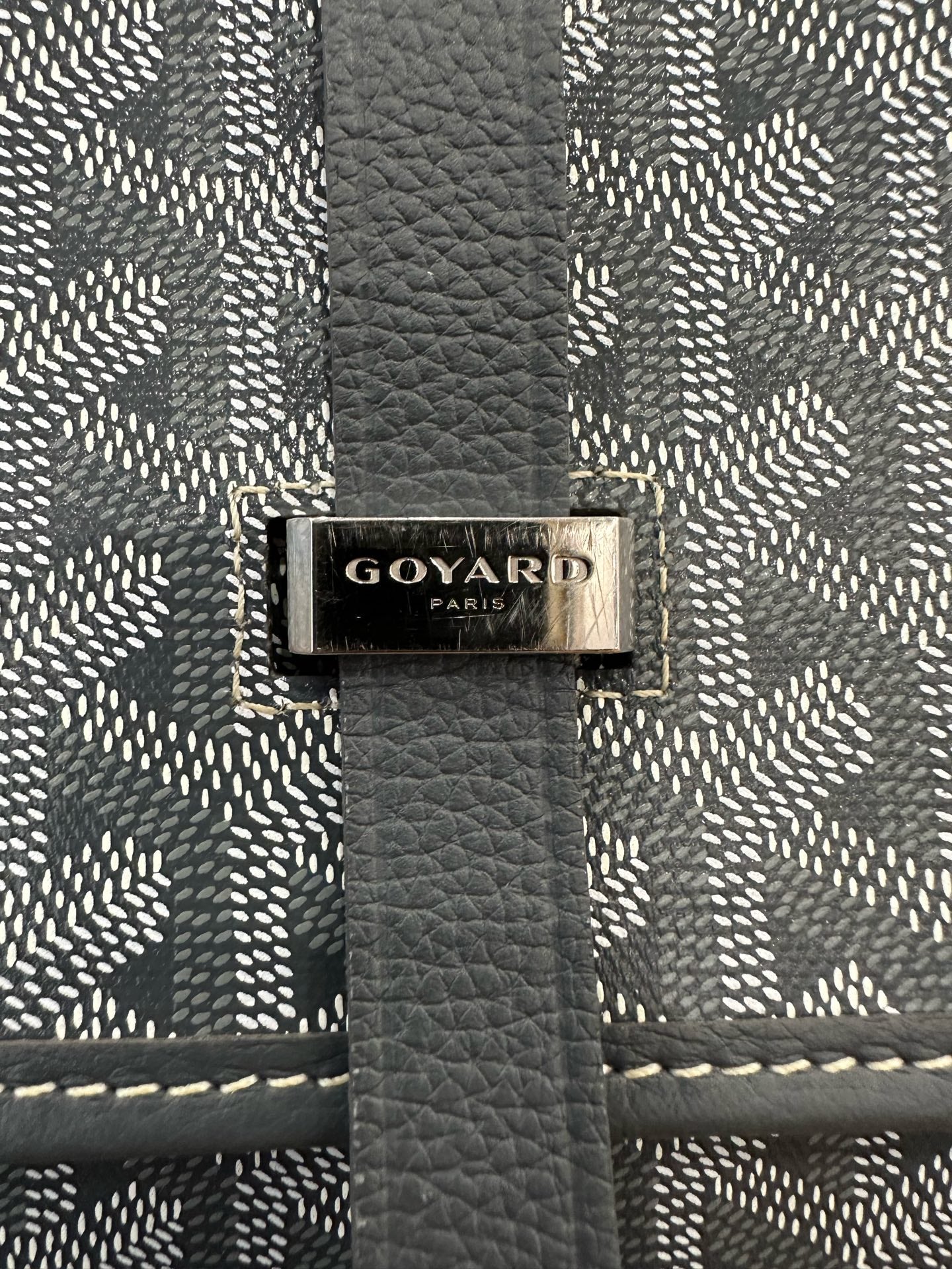 Goyard - Belvedere Messenger - Goyardine canvas with leather trim - Grey - (medium)