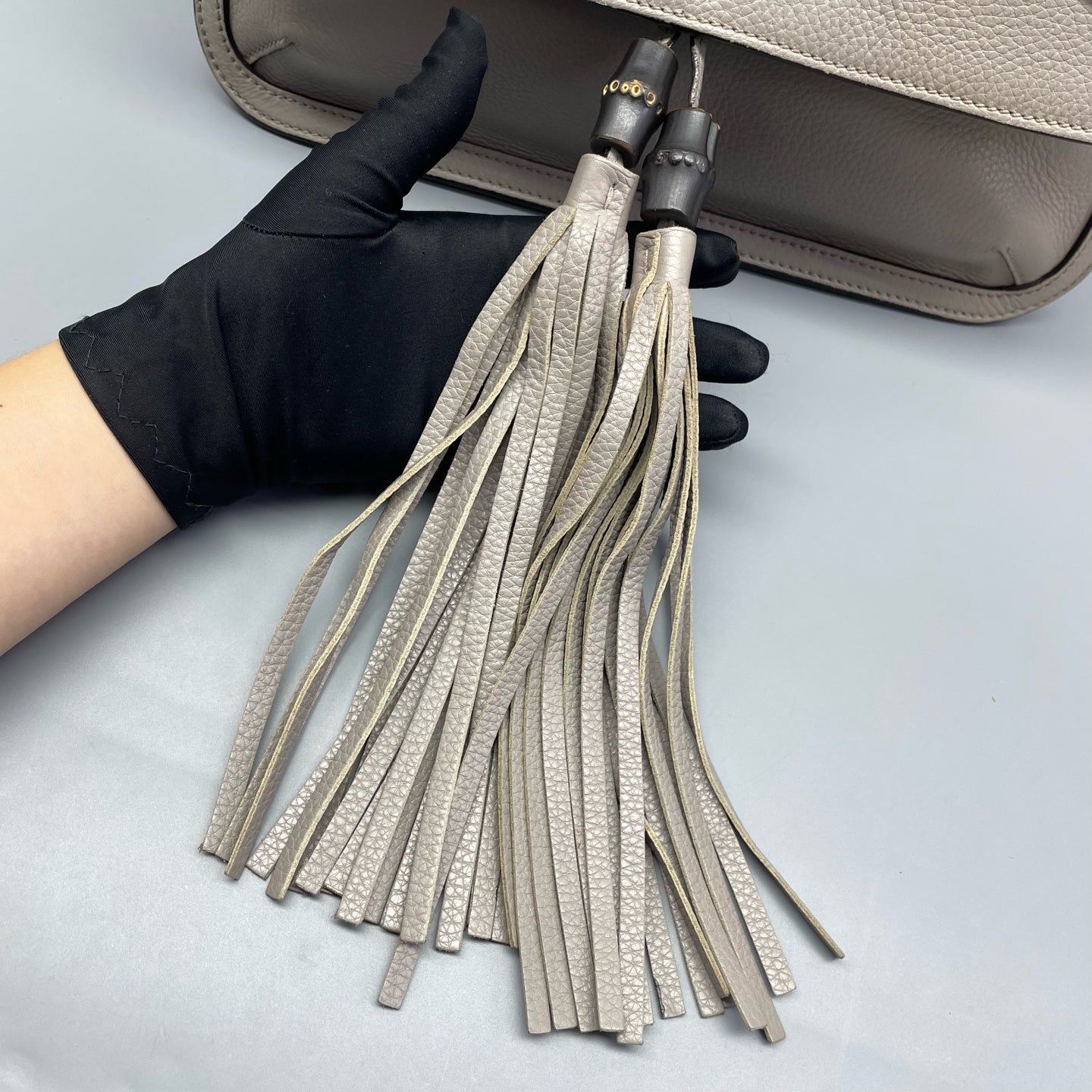 Gucci - Bamboo Tassel Shoulder Bag - Leather - Grey - (medium)