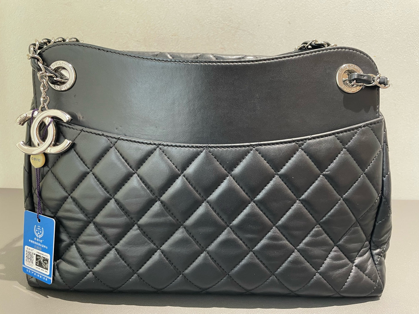 Chanel - Large Shopping Tote - Lambskin leather - Black - (Large)