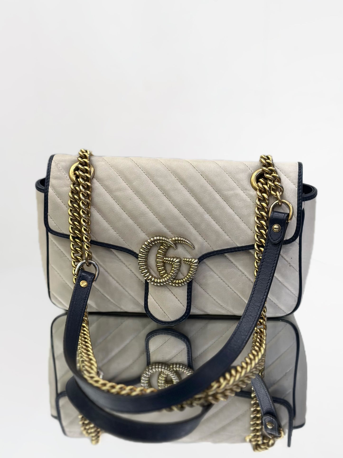 Gucci - GG Marmont Matelassé Shoulder Bag - Leather - White - (medium)