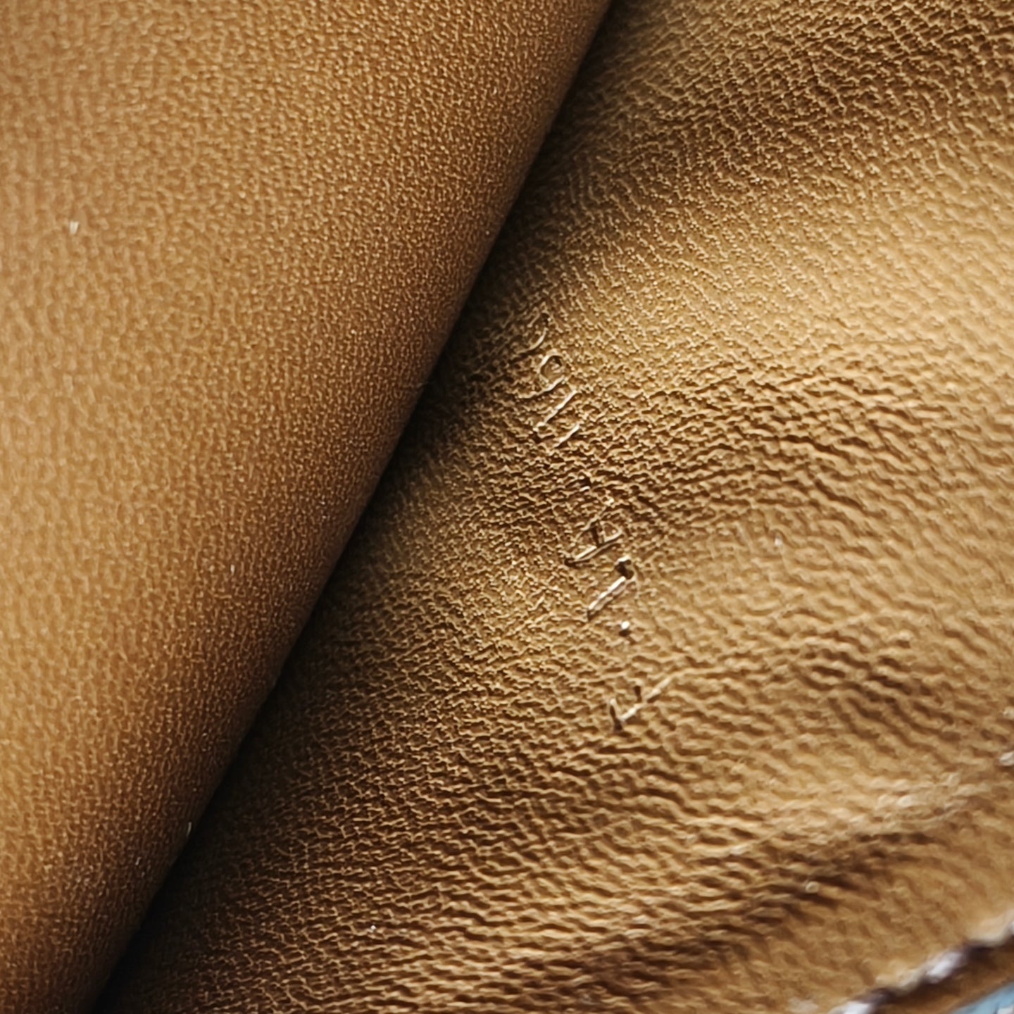 Celine - Classic Box - Cowhide leather - Brown - (Medium)
