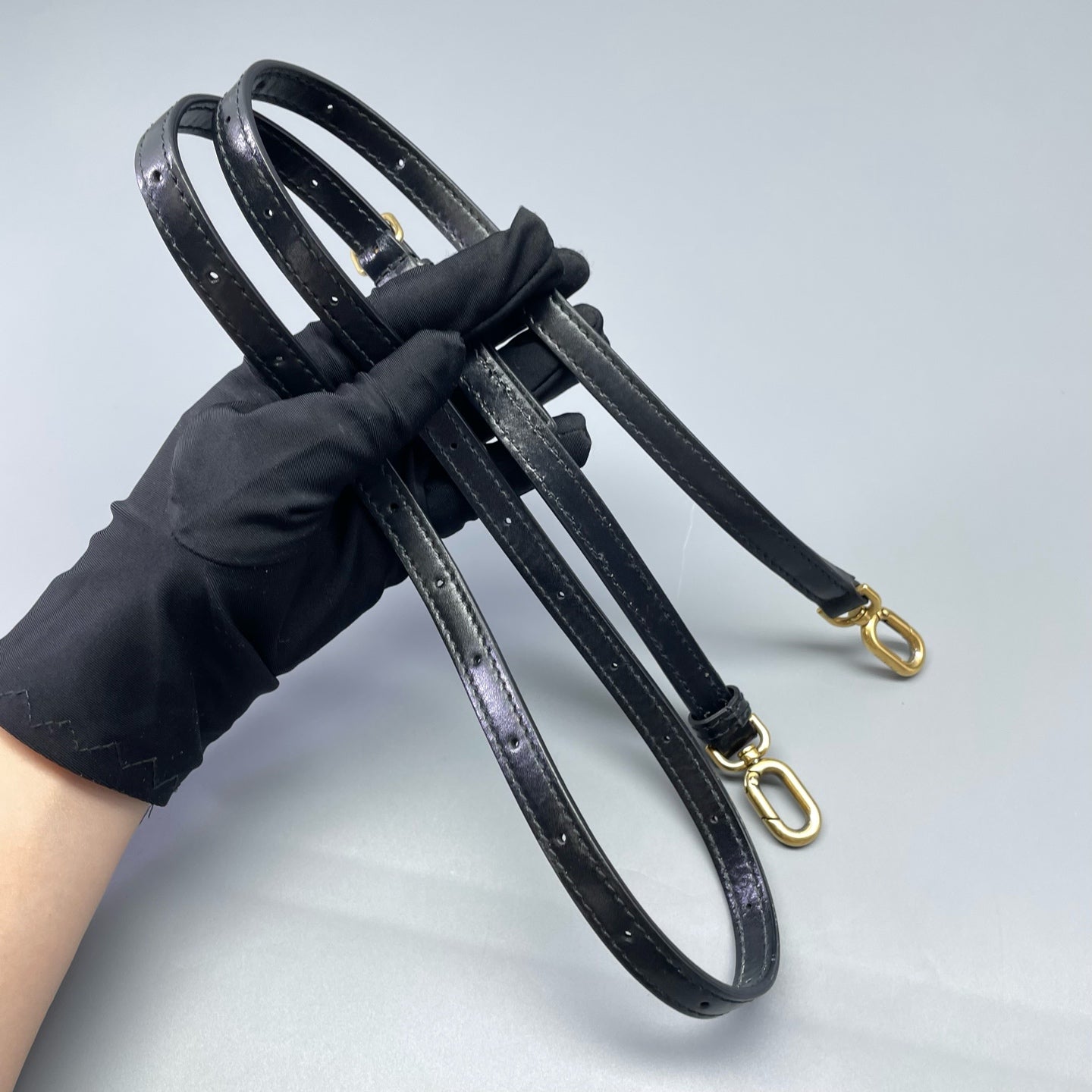 Balenciaga - Hourglass Top Handle Bag - Leather - Black - (Small)