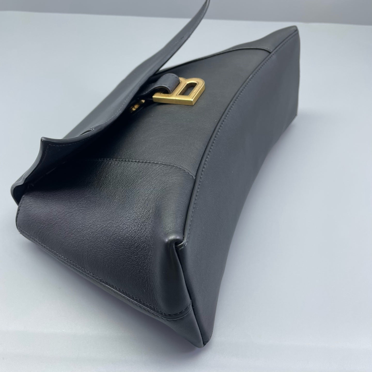 Balenciaga - Hourglass Bag - Smooth calfskin leather - Black - (Medium)