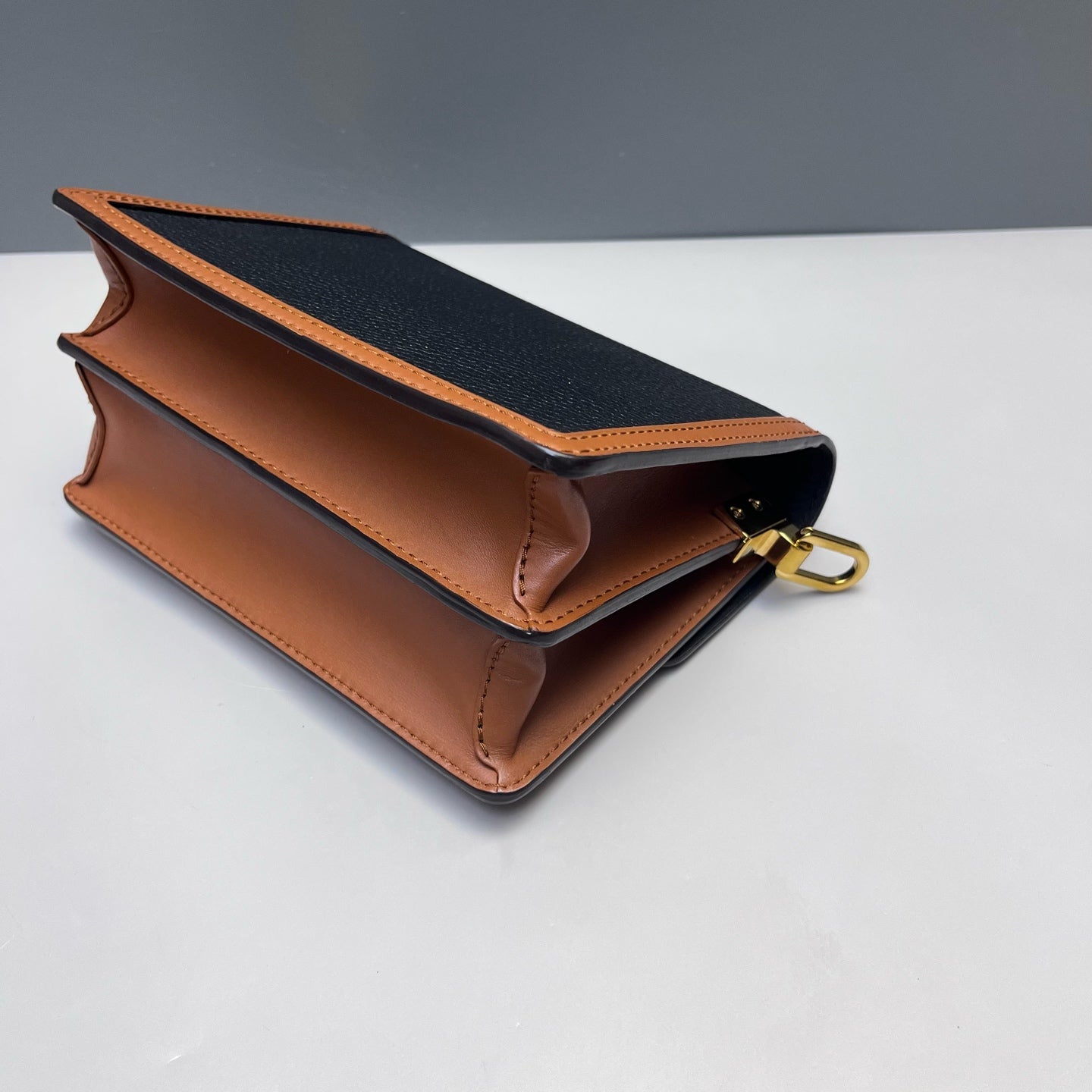 Louis Vuitton - Dauphine - Grained leather and smooth leather - Multicolour - (Mini)