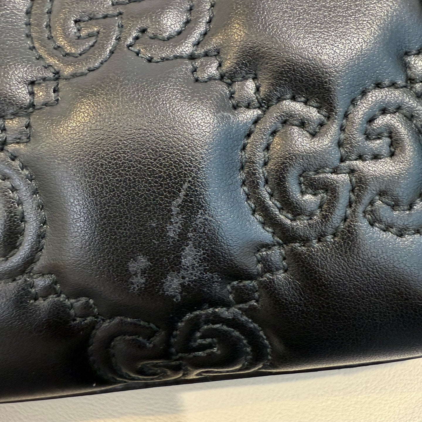 Gucci - GG Matelassé Chain Bag - Leather - Black with Gold-Tone Hardware - (mini)