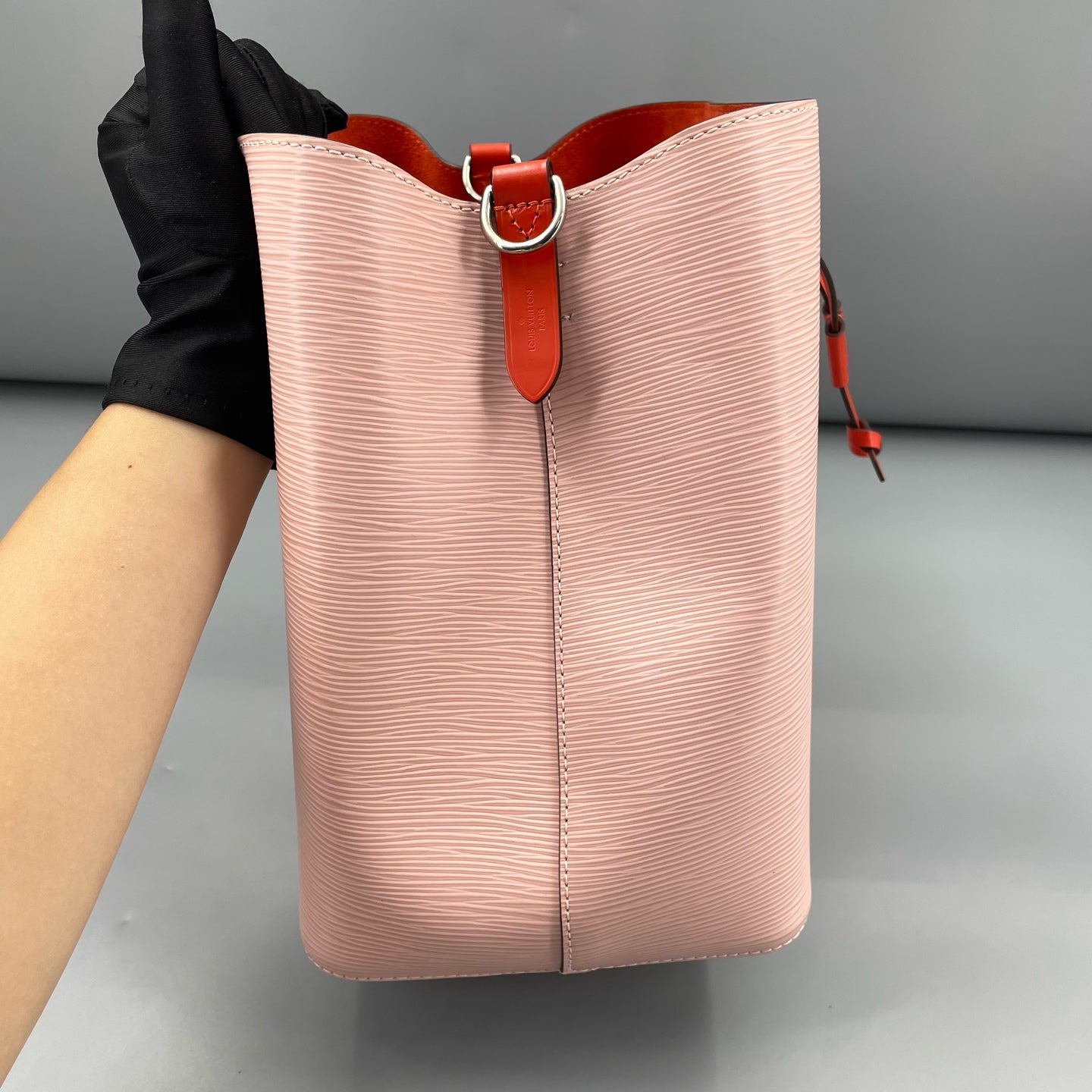 Louis Vuitton - Noé Bucket Bag - Epi leather - Pink with Orange accents - (small)