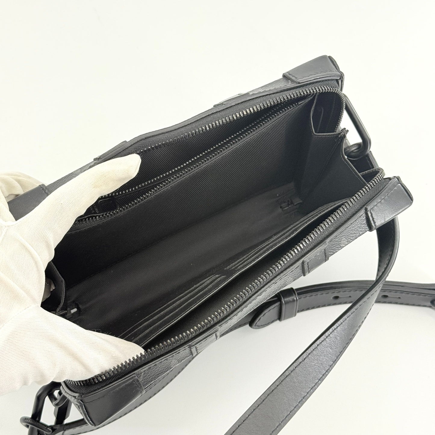 Louis Vuitton - Soft Trunk - Monogram Eclipse canvas with leather trim - Black - (Small)