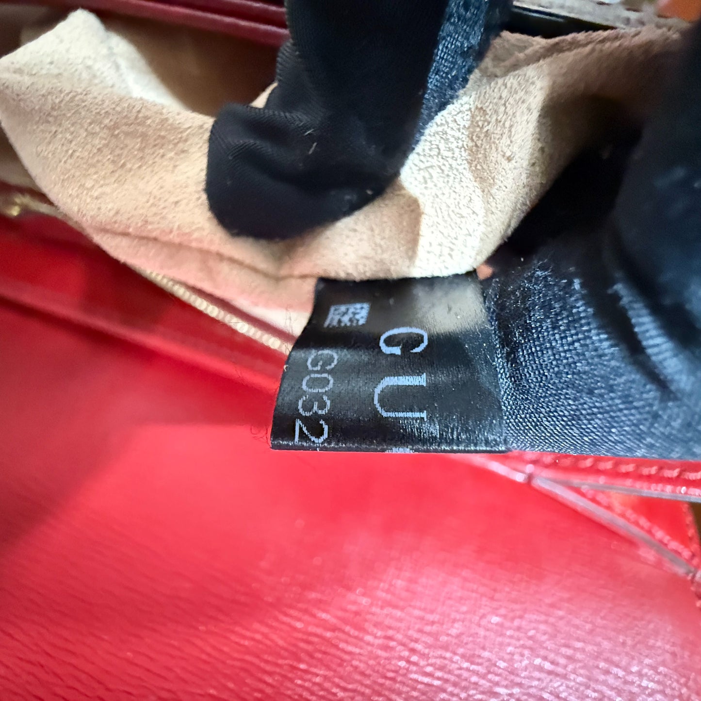 Gucci - 1955 Horsebit Shoulder Bag - GG Supreme coated canvas with red leather trim - Beige and Red - (medium)