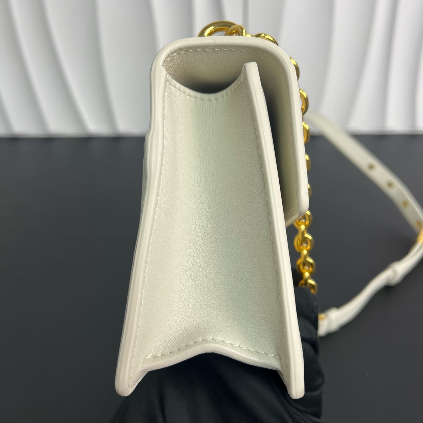 Dior - 30 Montaigne Small Chain Bag - Cowhide leather - White - (small)