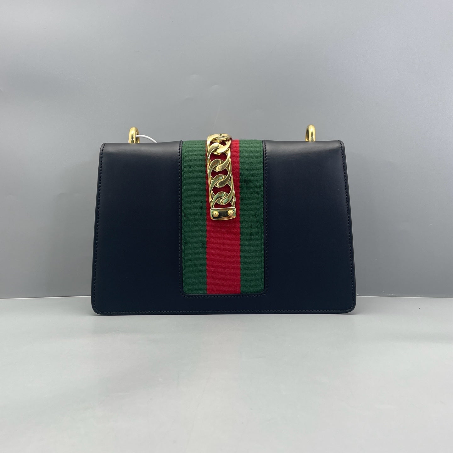 Gucci - Sylvie - Leather - Black - (Medium)