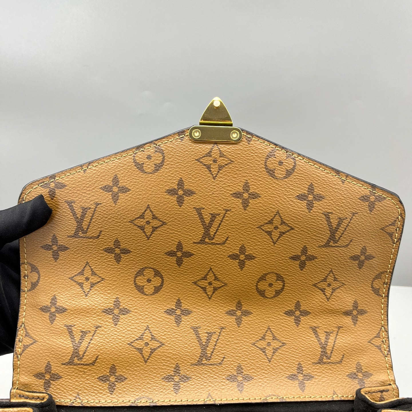 Louis Vuitton - Pochette Métis Reverse Monogram - Coated canvas - Brown - (Medium)