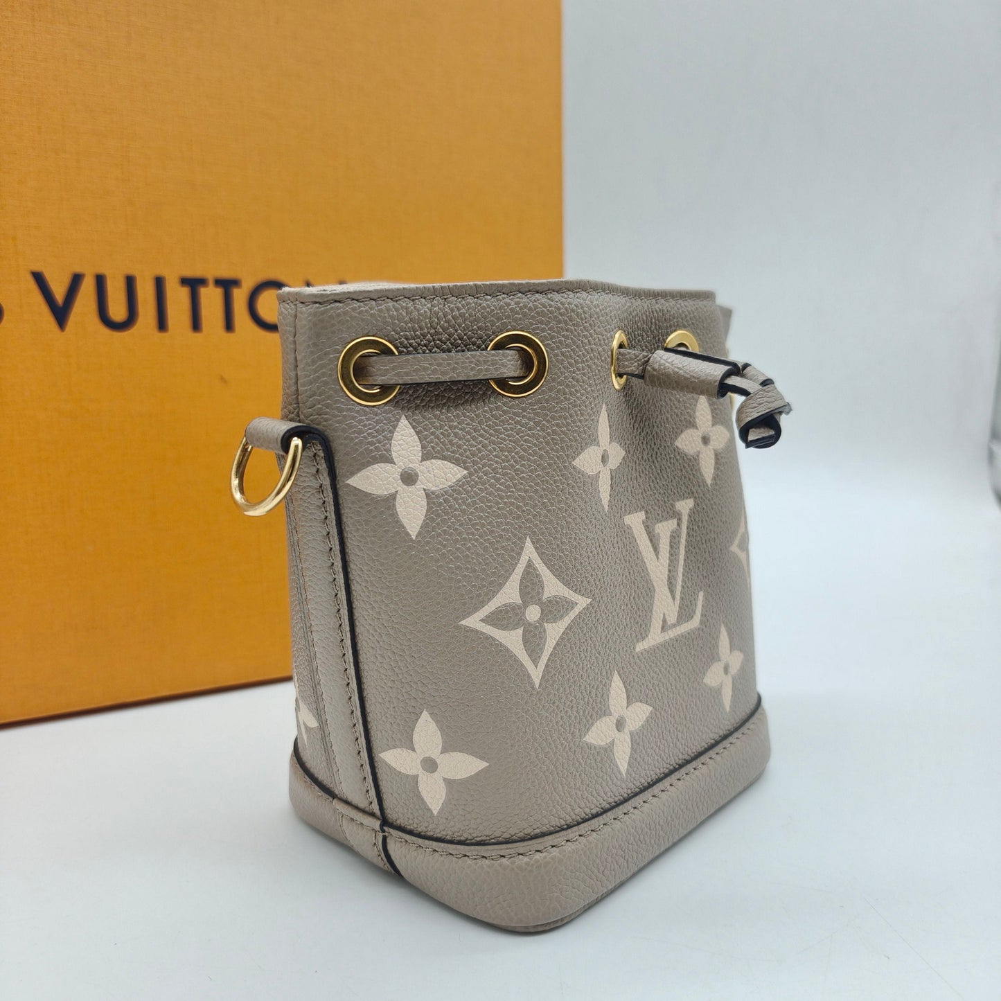 Louis Vuitton - Nano Noé - Leather - Elephant Grey - (mini)
