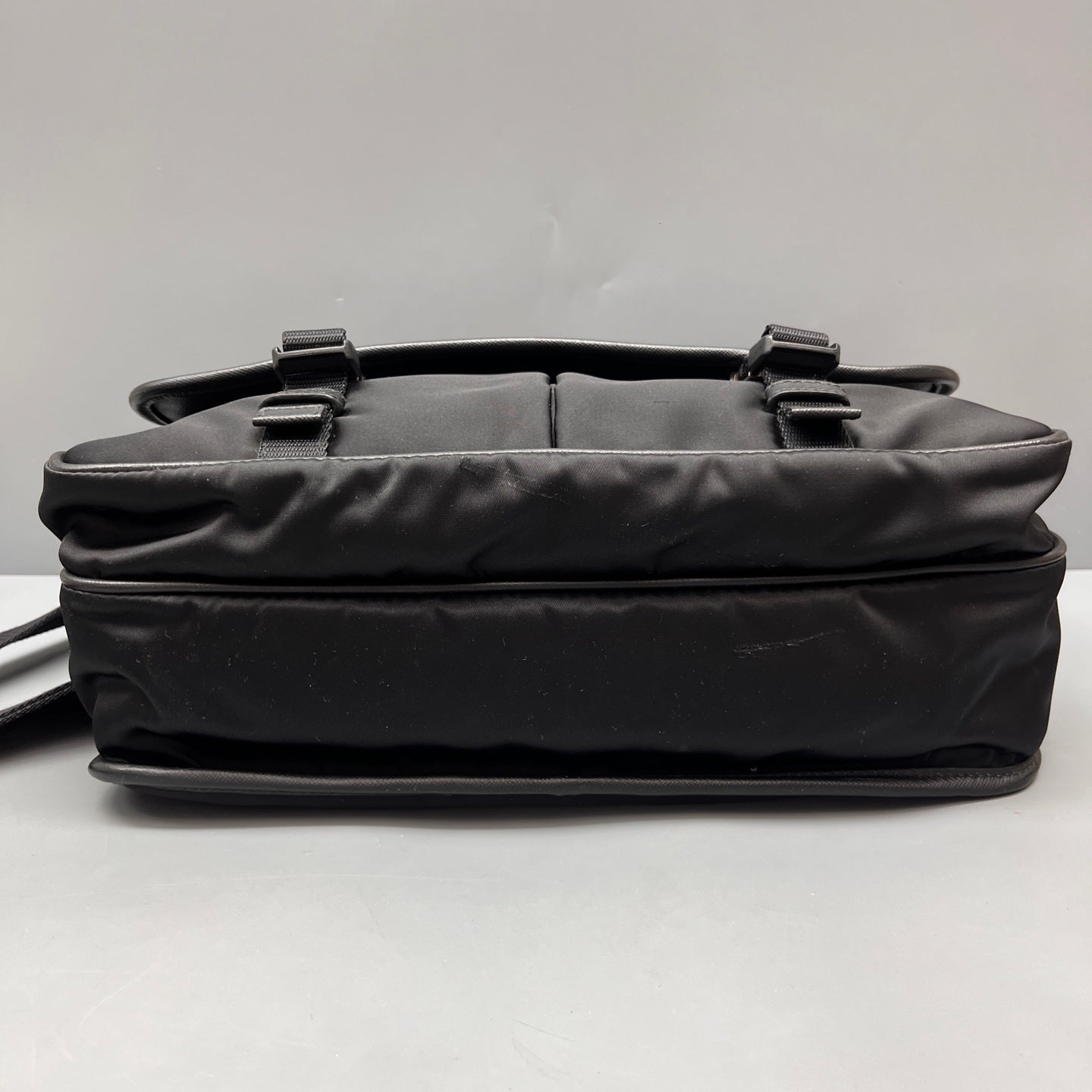Prada - Messenger Bag - Nylon with leather trim - Black - (Medium)