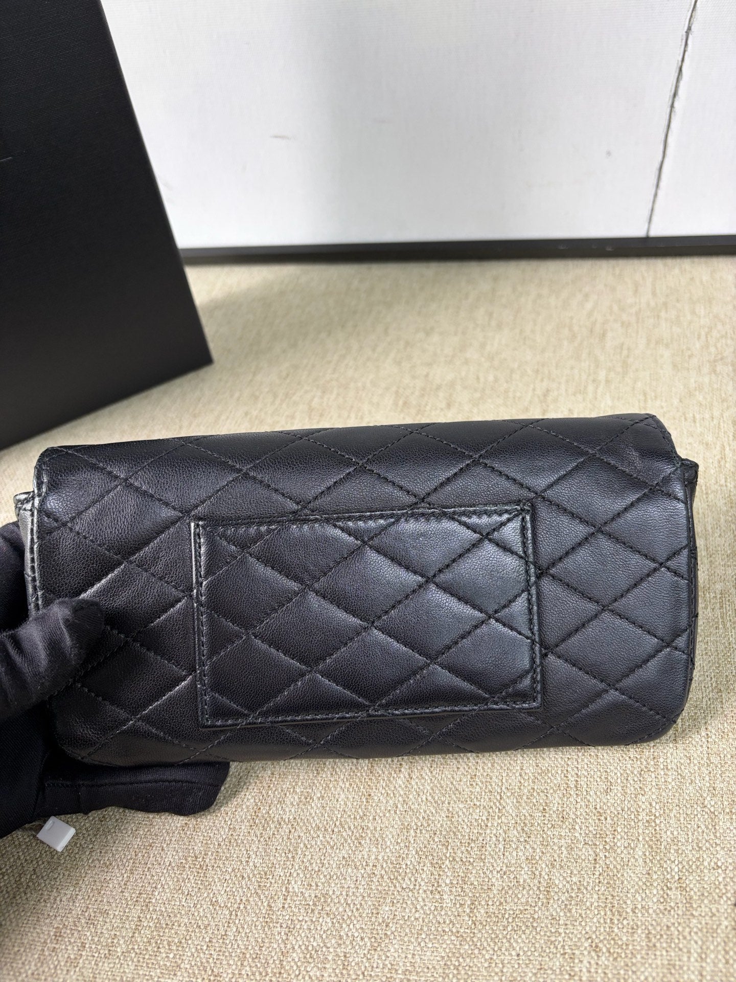 Saint Laurent - Gaby Envelope Chain Bag - Cowhide leather - Black with Gold-Tone Hardware - (mini)