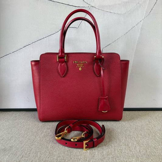 Prada - Galleria Bag - Saffiano leather - Red - (Medium)