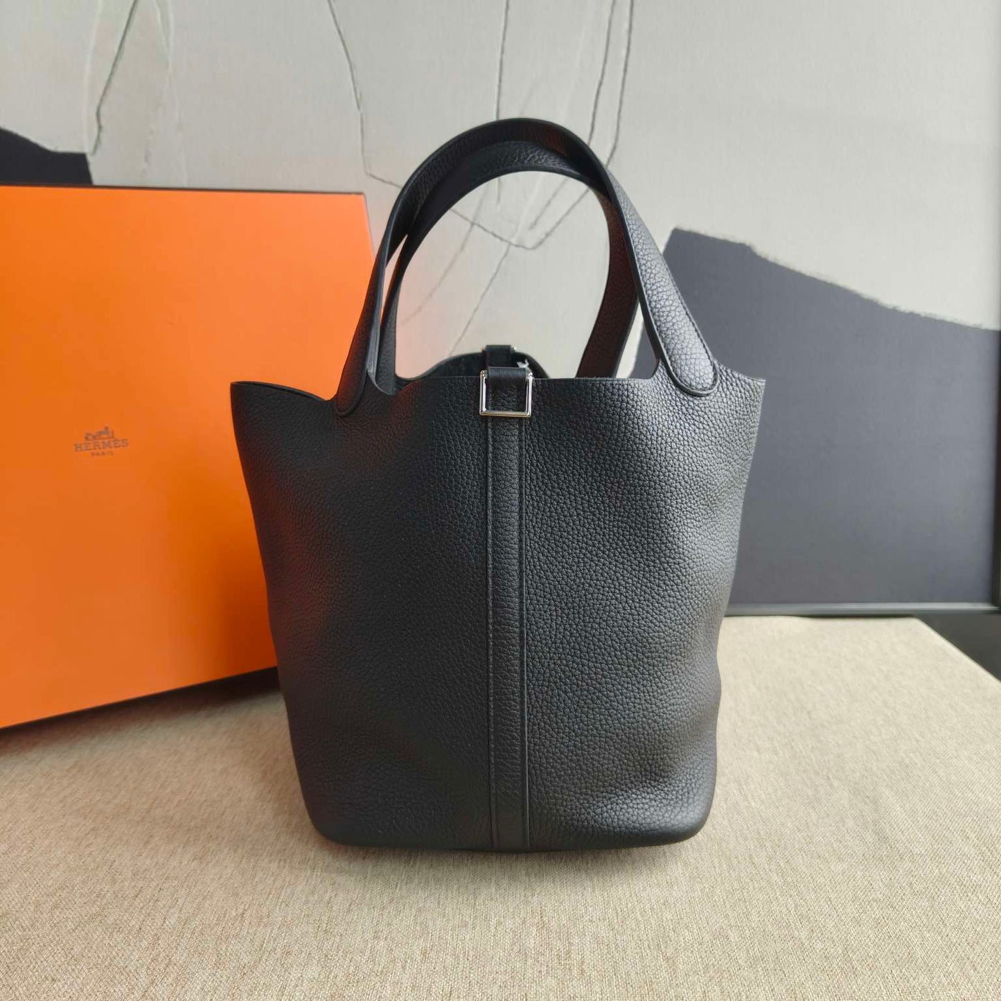 Hermès - Picotin Lock 22 - Taurillon Clemence leather - Black - (Medium)