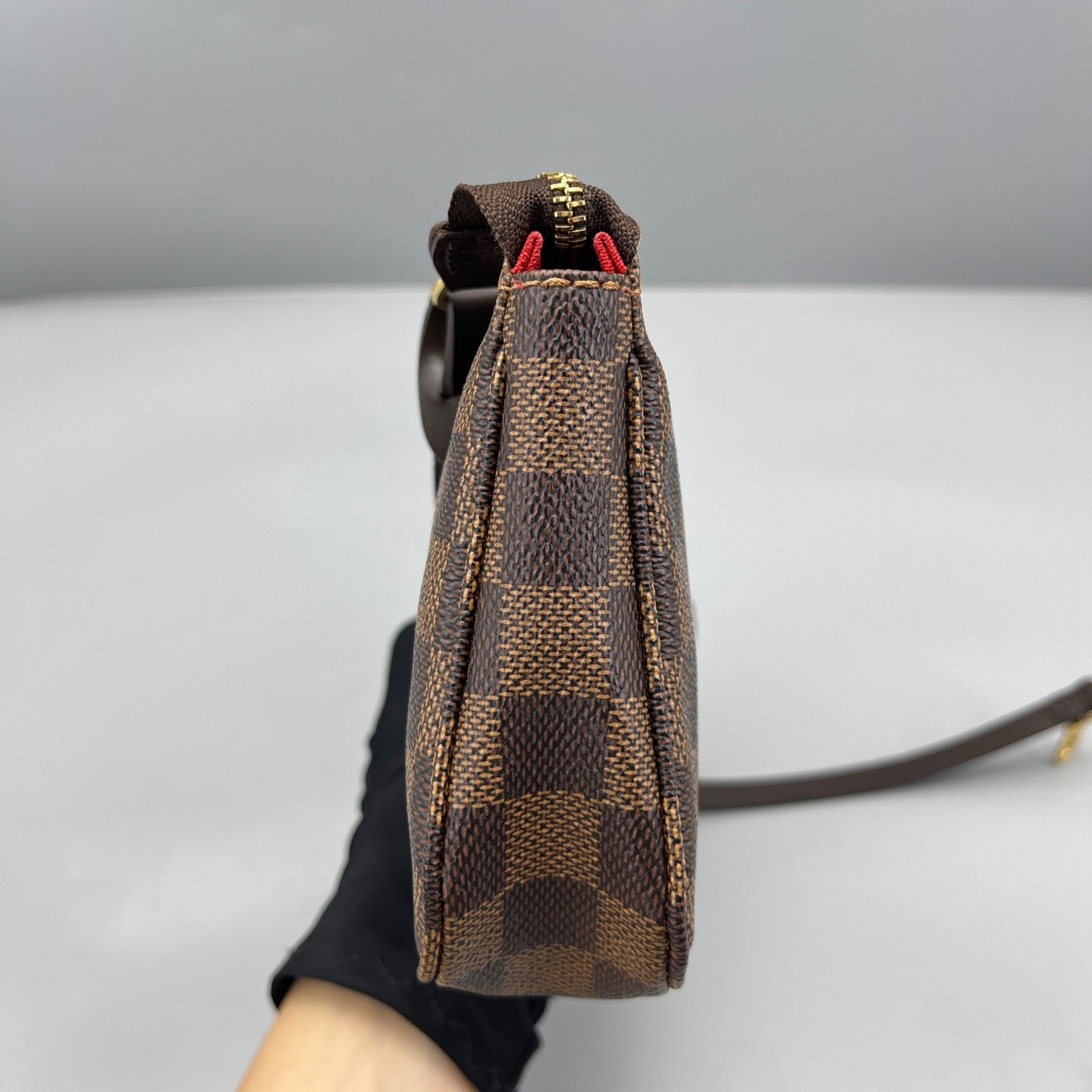 Louis Vuitton - Pochette Accessoires - Damier Ebene coated canvas with leather trim - Brown - (Small)