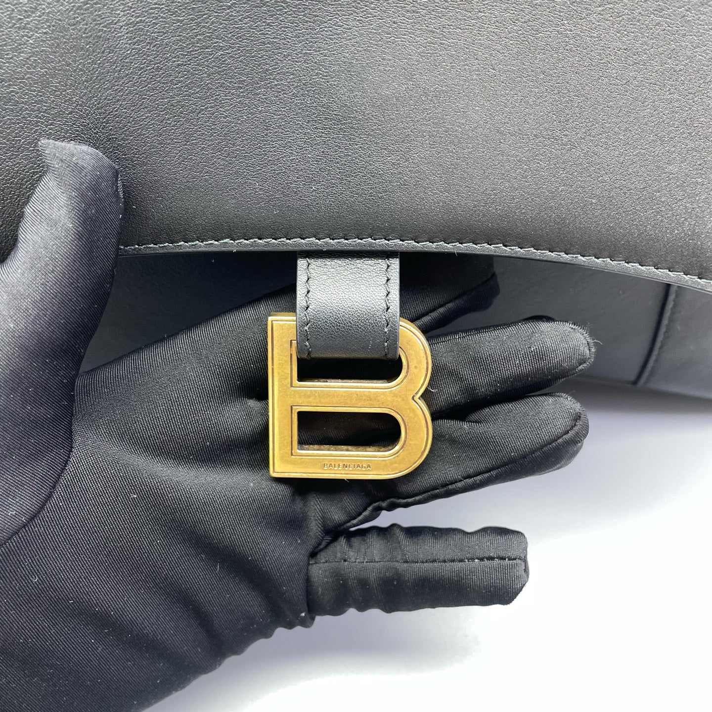 Balenciaga - Hourglass Bag - Smooth calfskin leather - Black - (Medium)