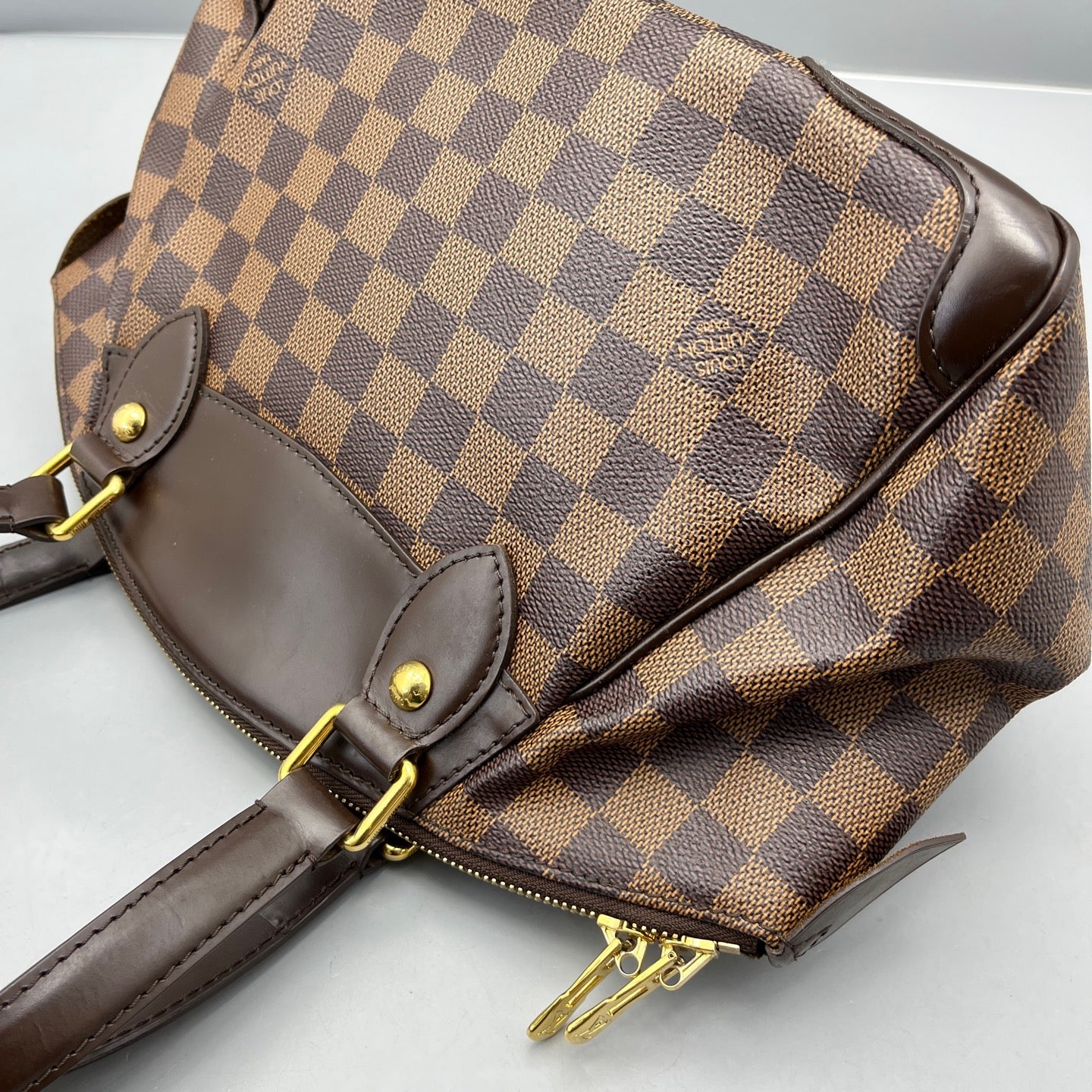 Louis Vuitton - Dumpling Bag - Damier Ebene canvas with leather trim - Brown - (Medium)