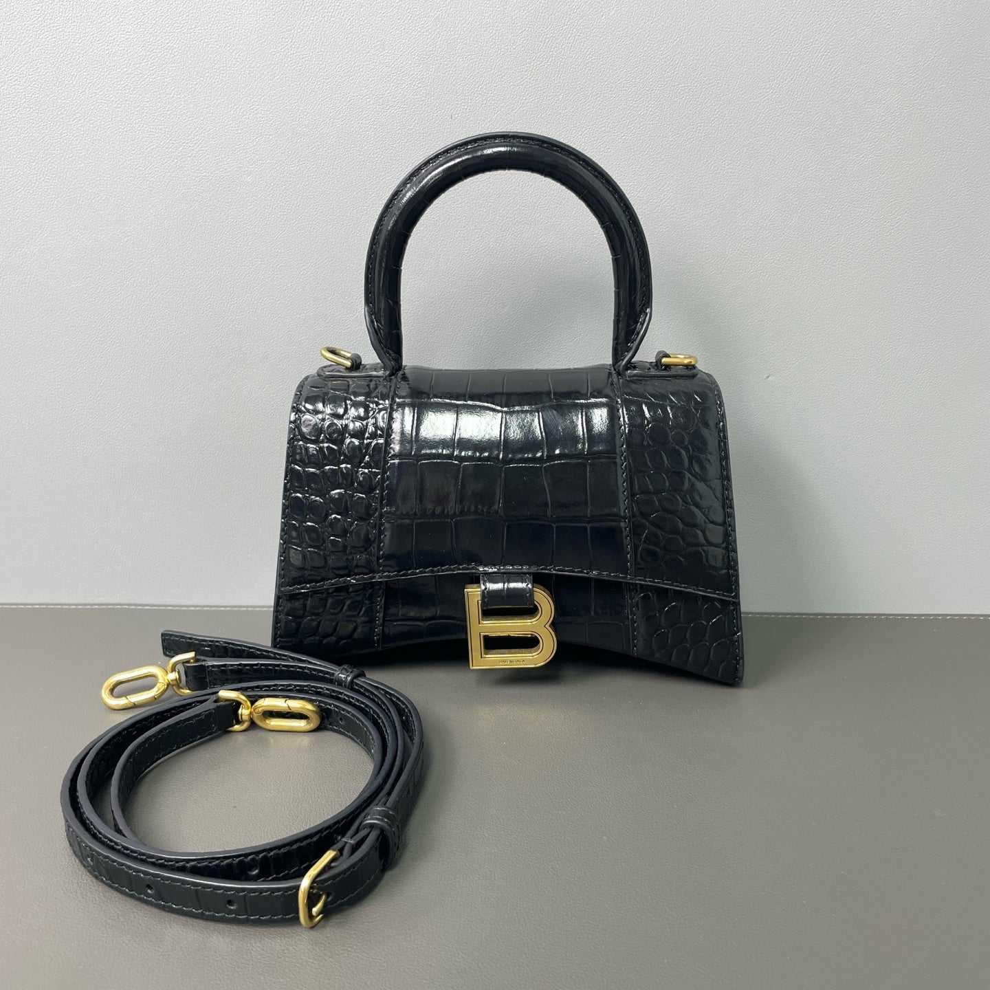 Balenciaga - Hourglass XS Bag - Calfskin leather with crocodile embossing - Black - (mini)